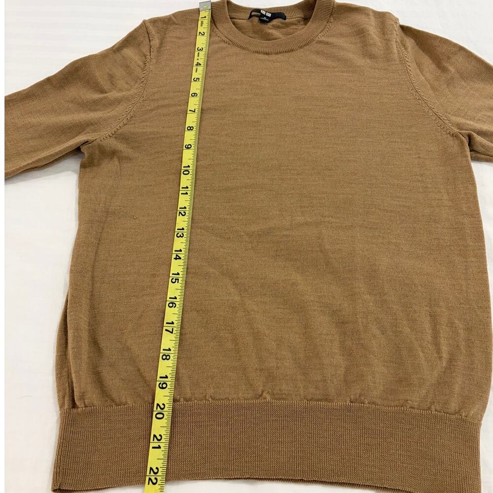 Uniqlo Pure Wool Sweater - Picture 6 of 9